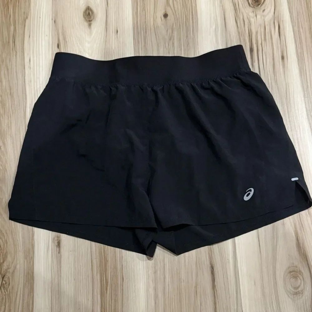 Asics Black Athletic Shorts Women’s Large